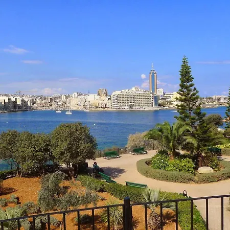 Stylish 1br In Gzira Апартаменты Слима
