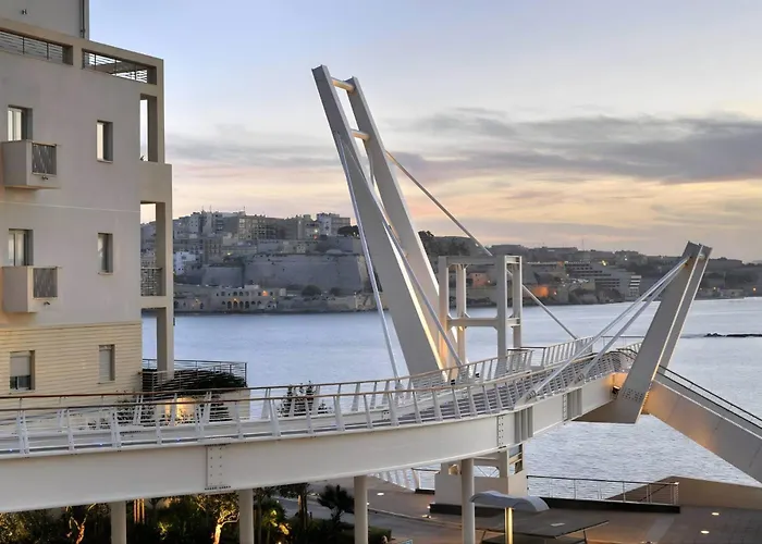 Stylish 1br In Gzira アパート