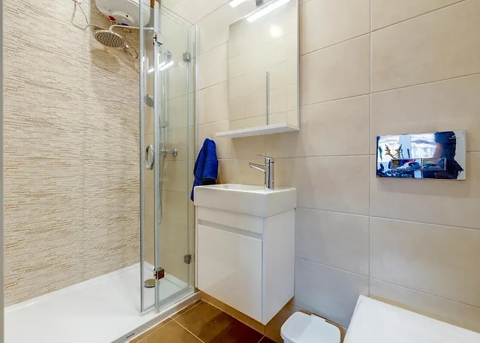 Stylish 1br In Gzira アパート スリーマ