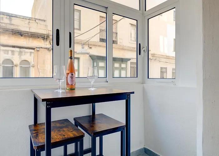 Stylish 1br In Gzira アパート